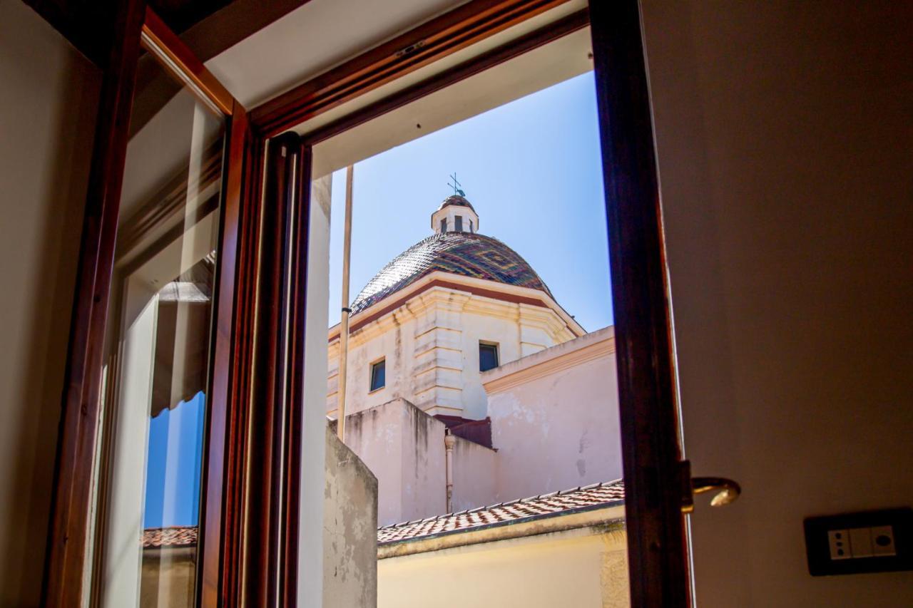 Residencia Pais Apartment Alghero Exterior photo